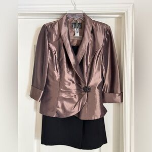 ALEX Evenings Women's Metallic Brown/Black
Dressy Suit - size M